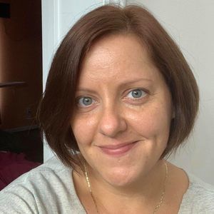 Meet your Posher, Hillary